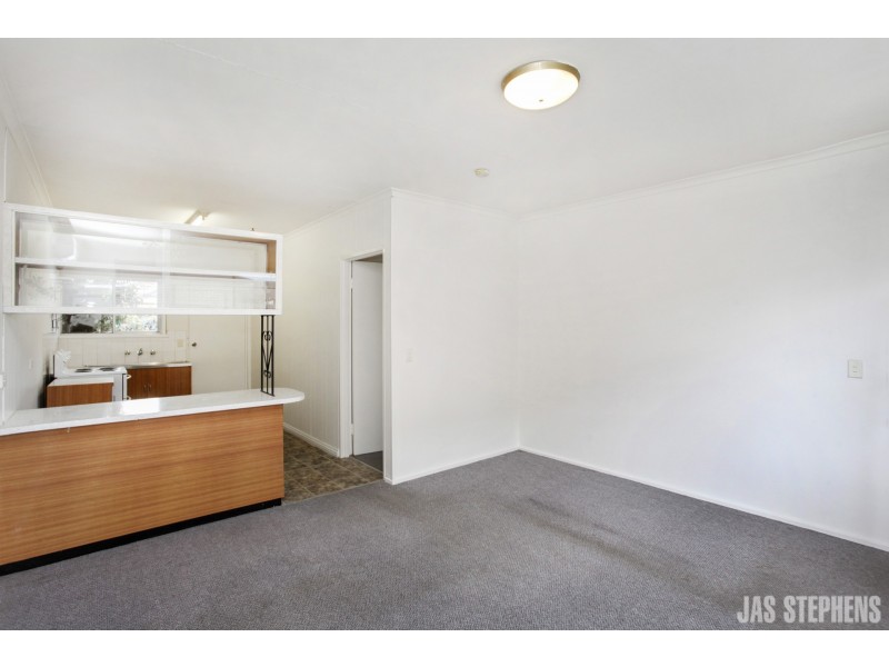 1/80 Saltley Street, South Kingsville VIC 3015