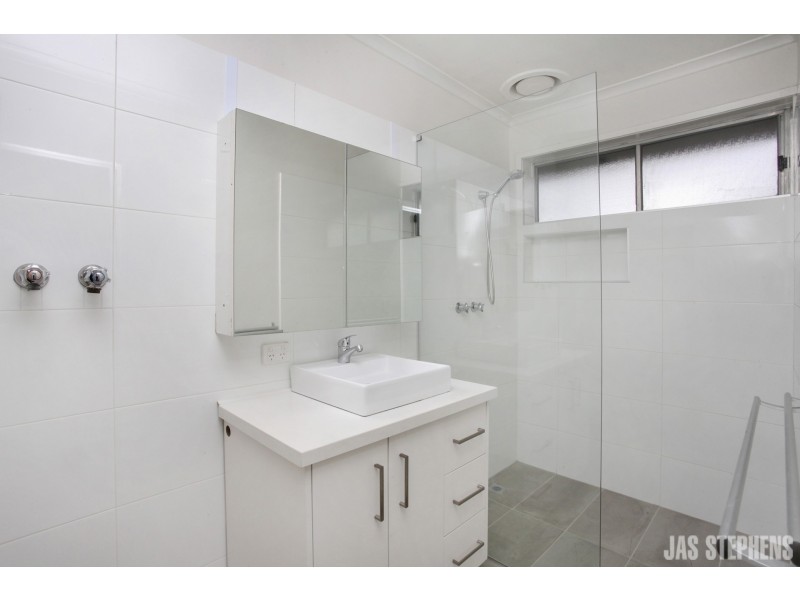 1/80 Saltley Street, South Kingsville VIC 3015