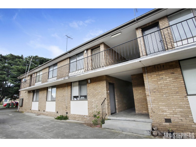 6/13 Beaumont Parade, West Footscray VIC 3012