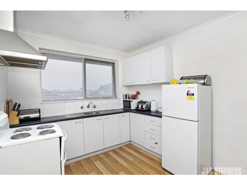 6/13 Beaumont Parade, West Footscray VIC 3012