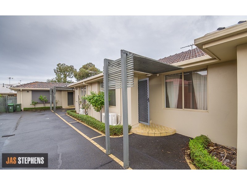 2/43 Kernot Street, South Kingsville VIC 3015