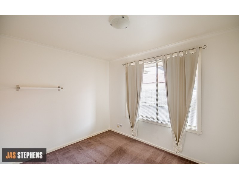 2/43 Kernot Street, South Kingsville VIC 3015