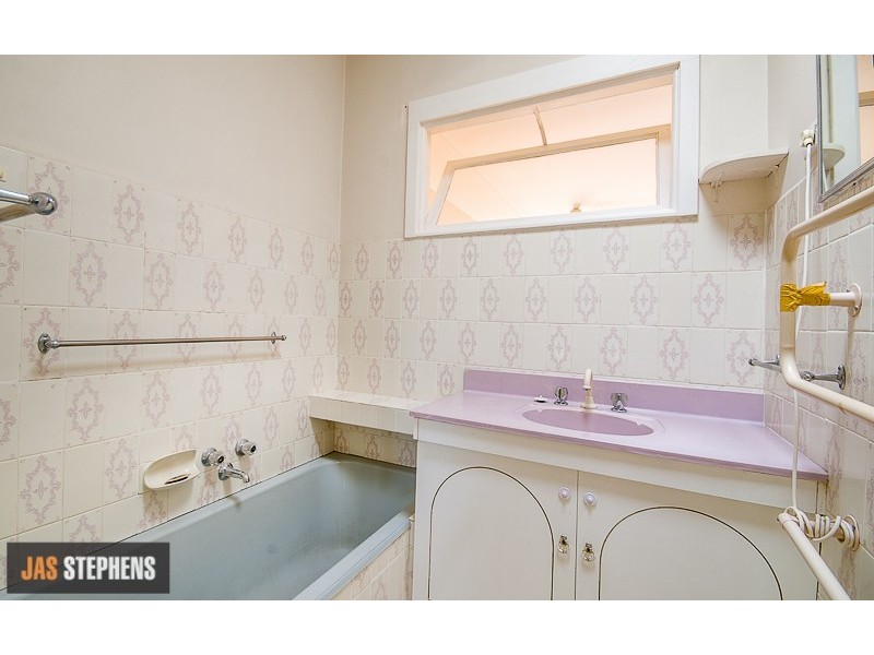 65a Saltley Street, South Kingsville VIC 3015