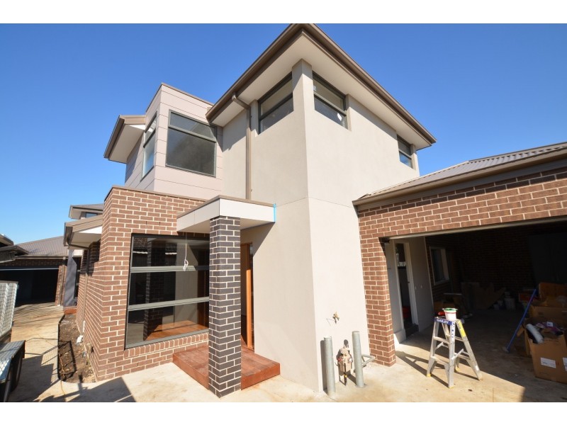 2/73 Stanhope Street, West Footscray VIC 3012