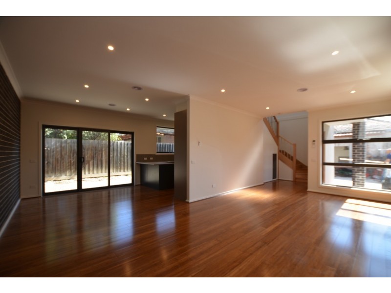 2/73 Stanhope Street, West Footscray VIC 3012