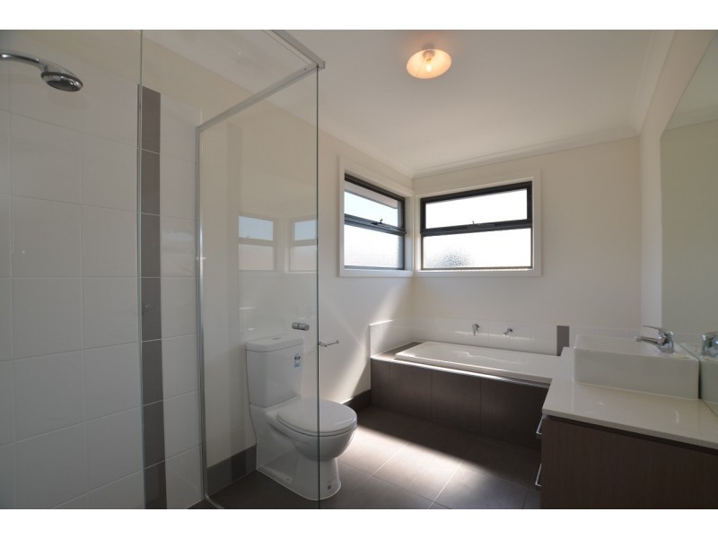 2/73 Stanhope Street, West Footscray VIC 3012