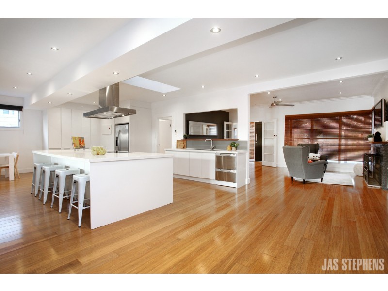 11 Conifer Avenue, Brooklyn VIC 3012