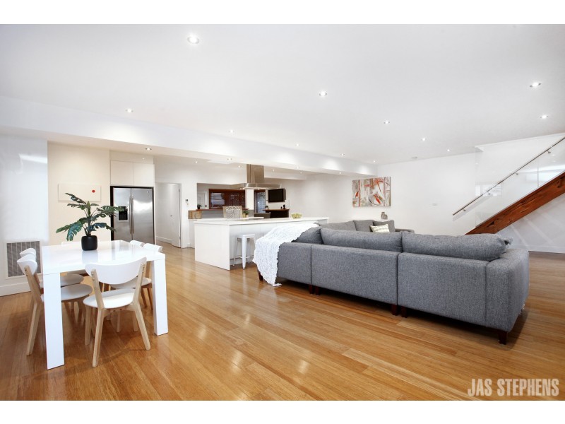 11 Conifer Avenue, Brooklyn VIC 3012