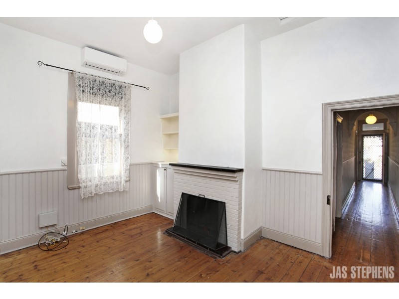 2 Arran Street, Seddon VIC 3011