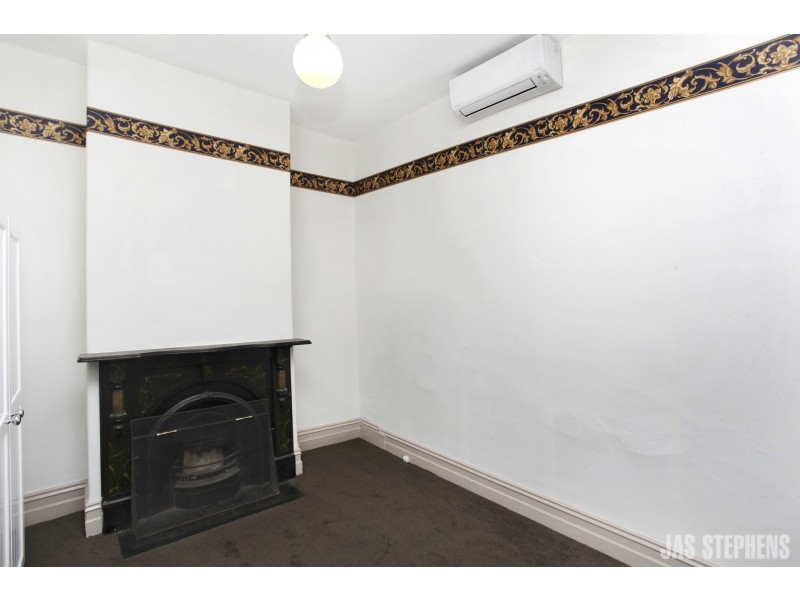 2 Arran Street, Seddon VIC 3011