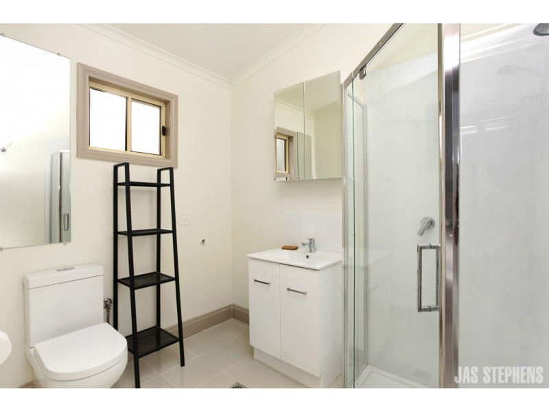 2 Arran Street, Seddon VIC 3011