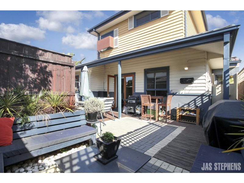 2/604 Barkly Street, West Footscray VIC 3012