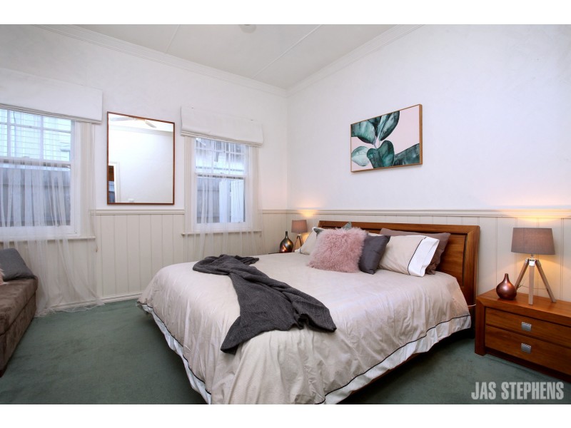 9 Banool Avenue, Yarraville VIC 3013