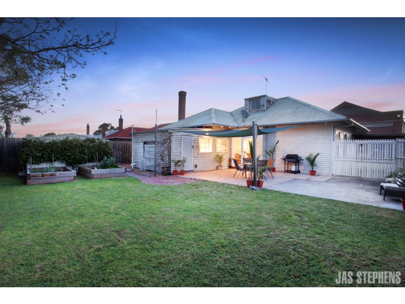9 Banool Avenue, Yarraville VIC 3013