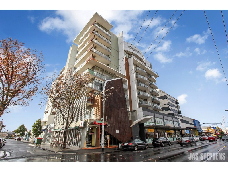 303/250 Barkly Street, Footscray VIC 3011