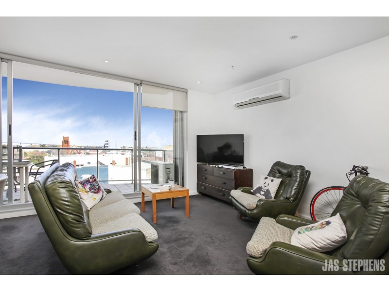 303/250 Barkly Street, Footscray VIC 3011