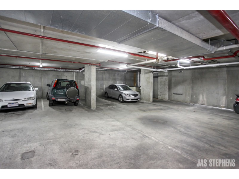 303/250 Barkly Street, Footscray VIC 3011