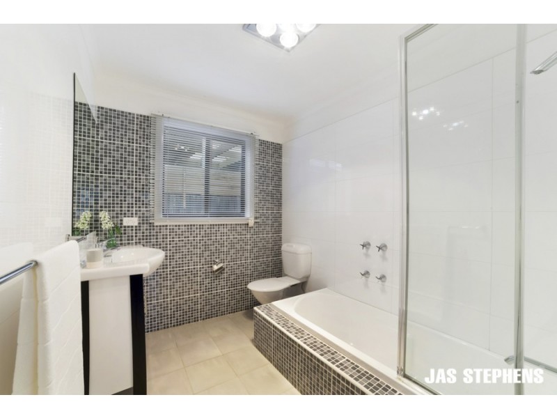 1/2A Beaumont Parade, West Footscray VIC 3012