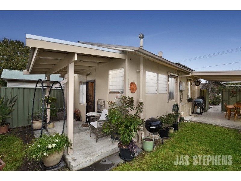 1/56 Derrimut Street, Albion VIC 3020