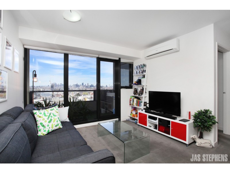 10.03/240 Barkly Street, Footscray VIC 3011