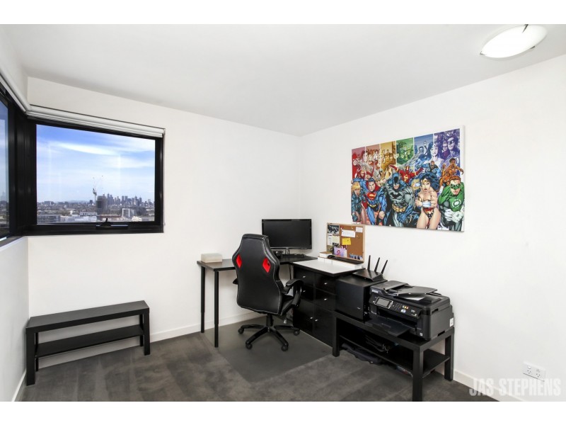 10.03/240 Barkly Street, Footscray VIC 3011