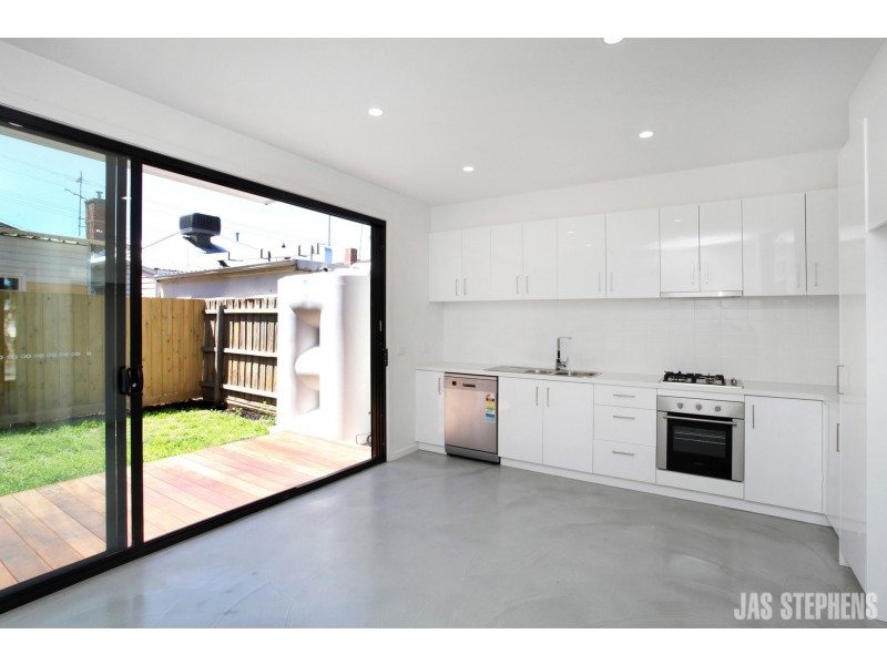 2/1 Leander Street, Footscray VIC 3011