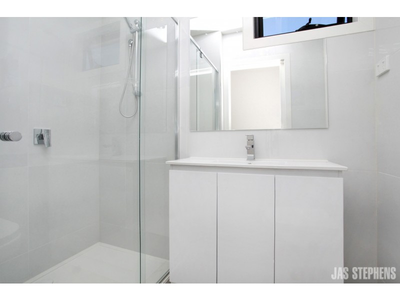 2/1 Leander Street, Footscray VIC 3011