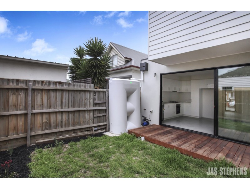 2/1 Leander Street, Footscray VIC 3011