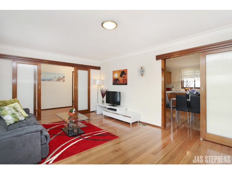 18 Dalton Street, Sunshine West VIC 3020