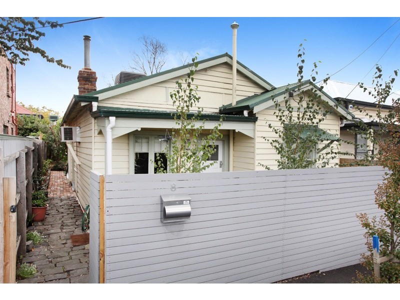 8 Junction Street, Seddon VIC 3011