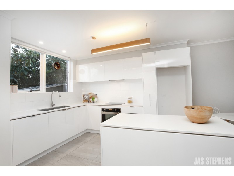 2/14 Ridley Street, Albion VIC 3020