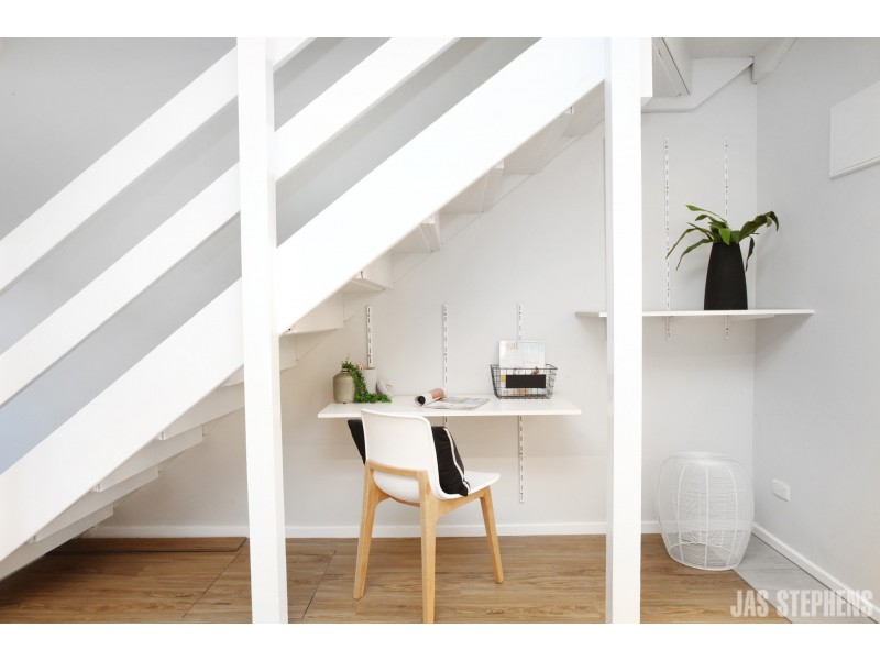 2/14 Ridley Street, Albion VIC 3020