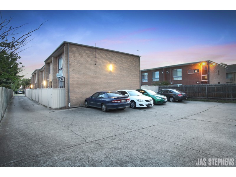 2/14 Ridley Street, Albion VIC 3020