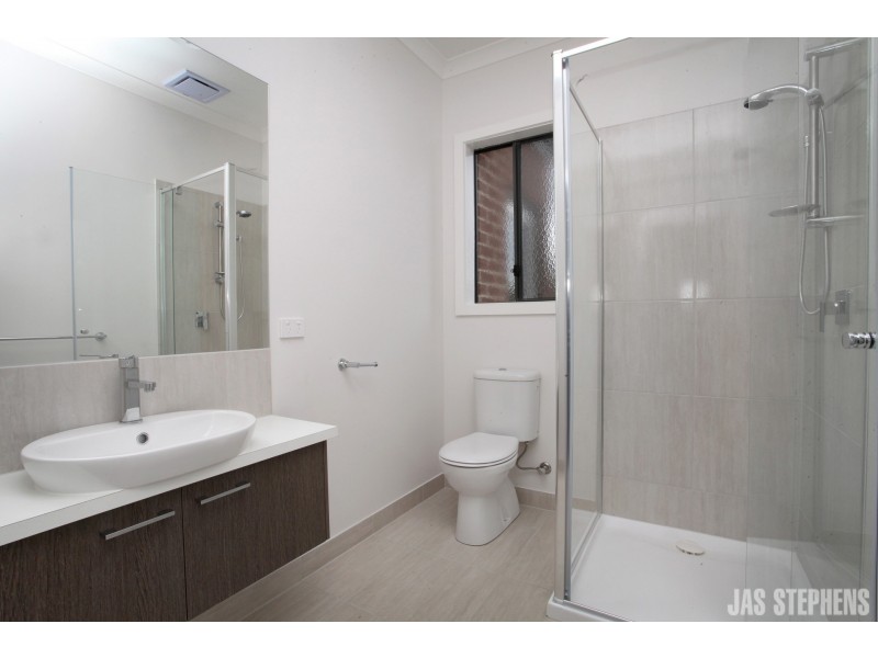 3/16 Norfolk Street, Maidstone VIC 3012