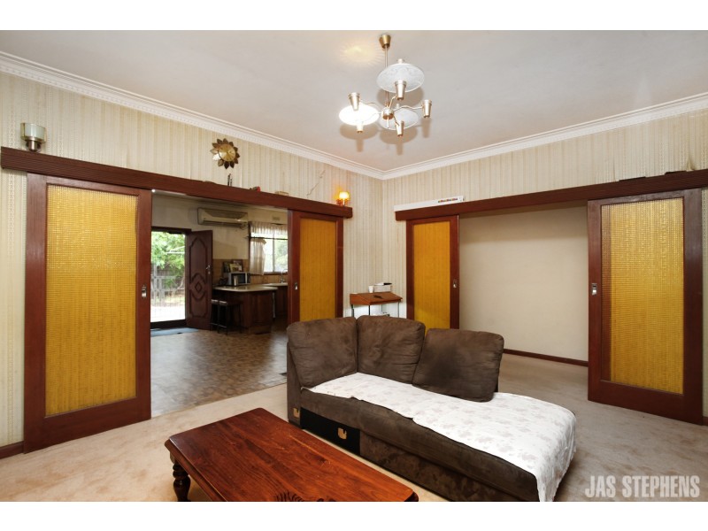 11 Albion Street, Kingsville VIC 3012