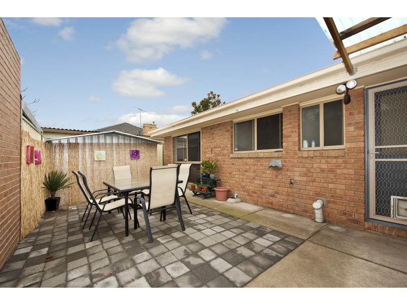 1a Kernot Street, Spotswood VIC 3015