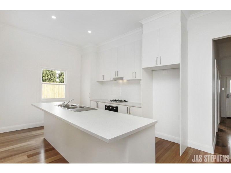 1/49 Hampshire Road, Sunshine VIC 3020