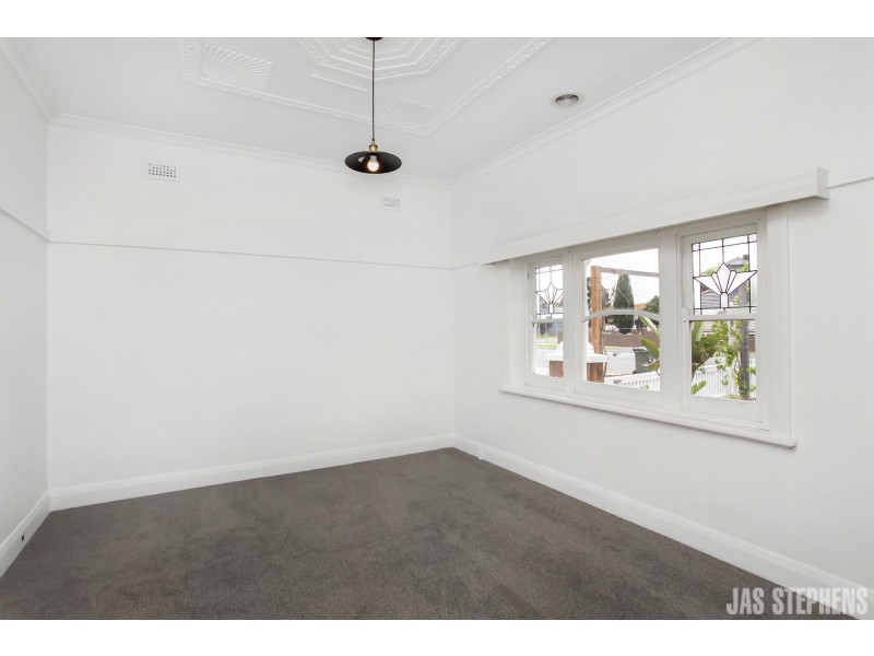 1/49 Hampshire Road, Sunshine VIC 3020