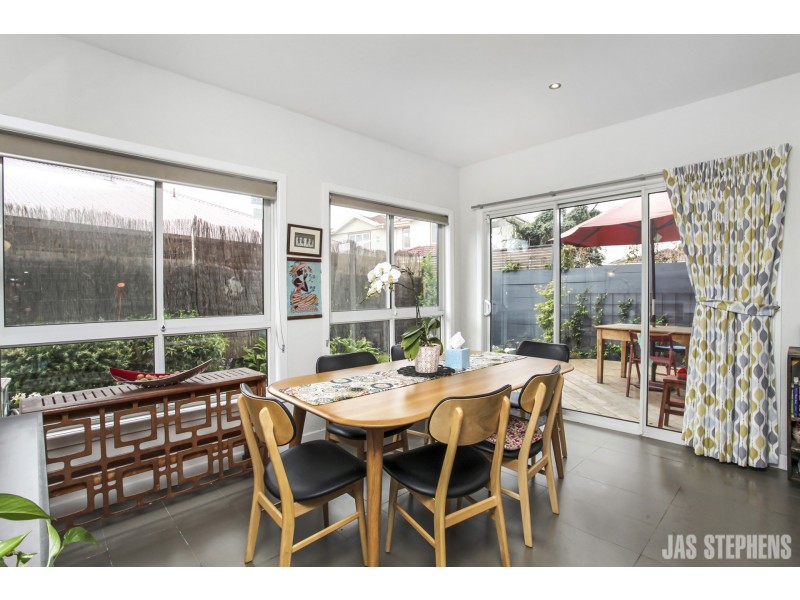 3/28 Churchill Avenue, Maidstone VIC 3012