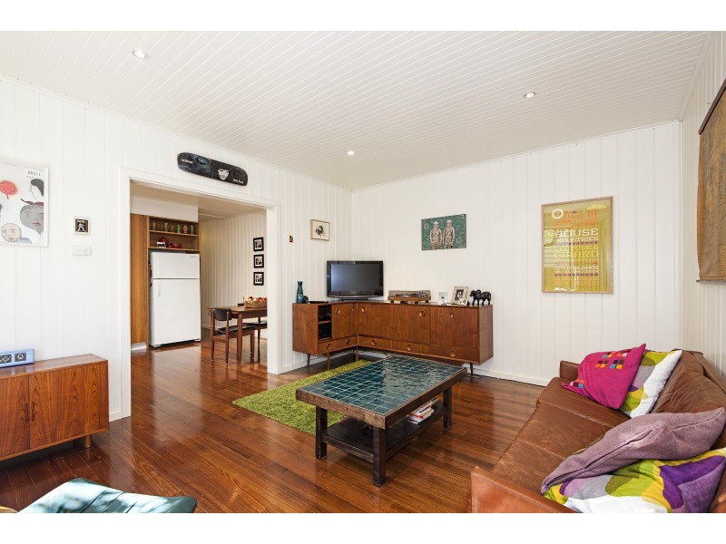 13 Gamon Street, Seddon VIC 3011