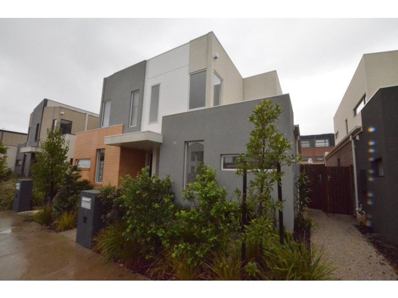 7 Beaurepaire Parade, Footscray VIC 3011