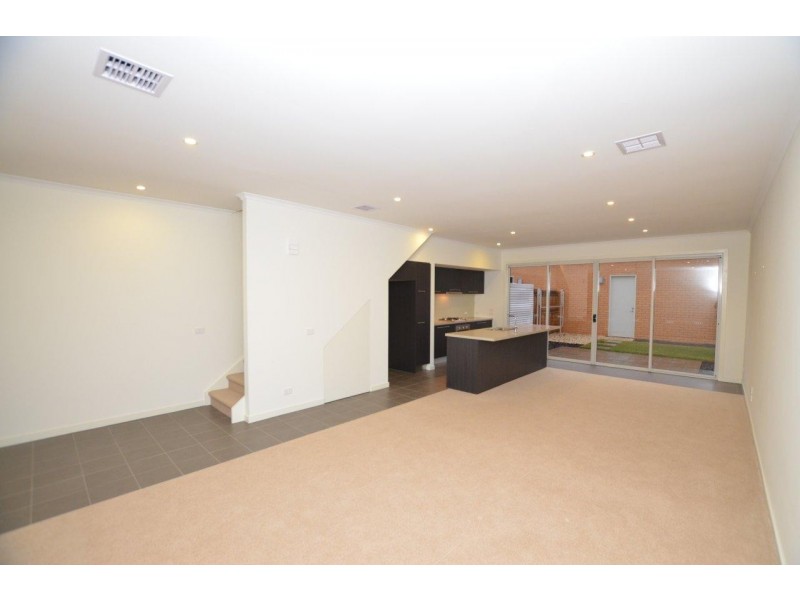 7 Beaurepaire Parade, Footscray VIC 3011