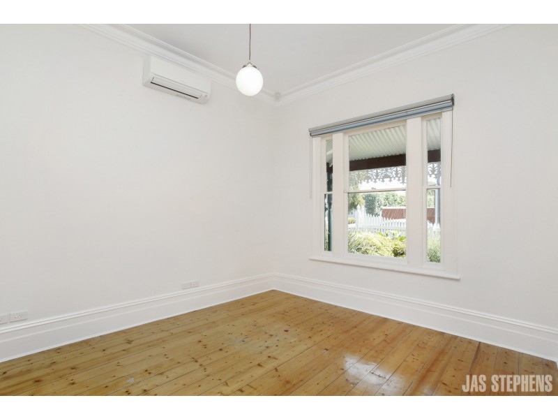 36 Oakbank Street, Newport VIC 3015