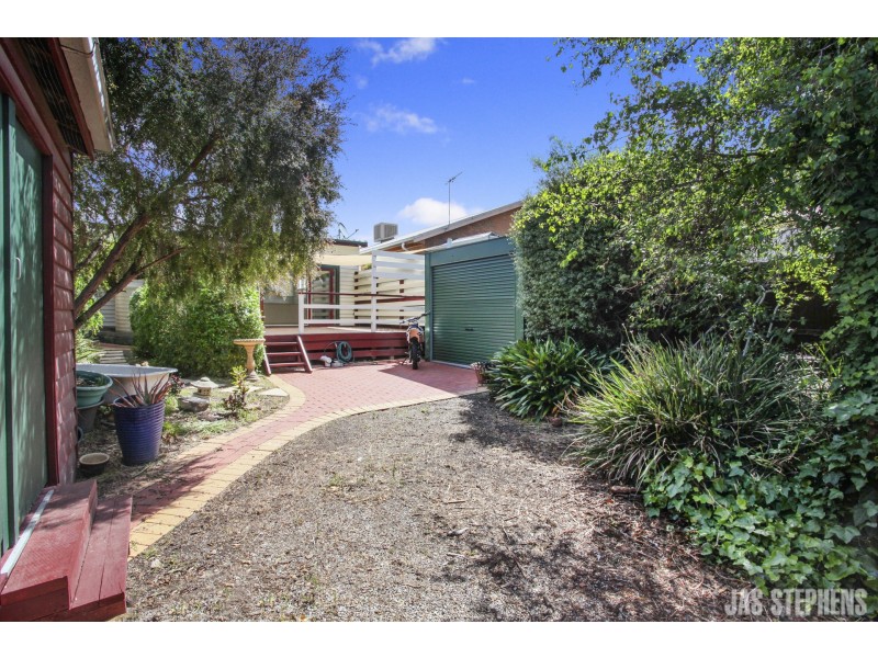 36 Oakbank Street, Newport VIC 3015