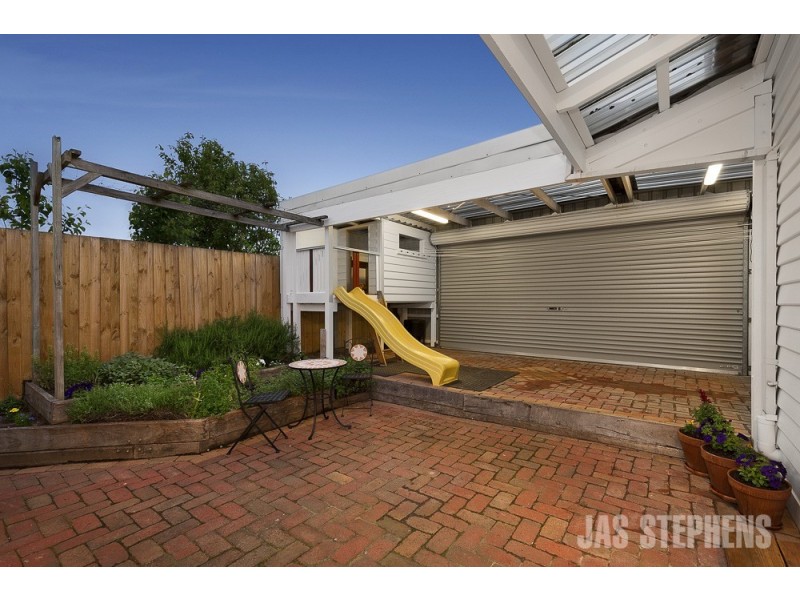 70 Coronation Street, Kingsville VIC 3012