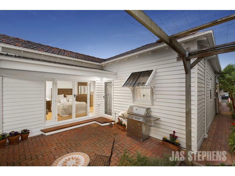 70 Coronation Street, Kingsville VIC 3012