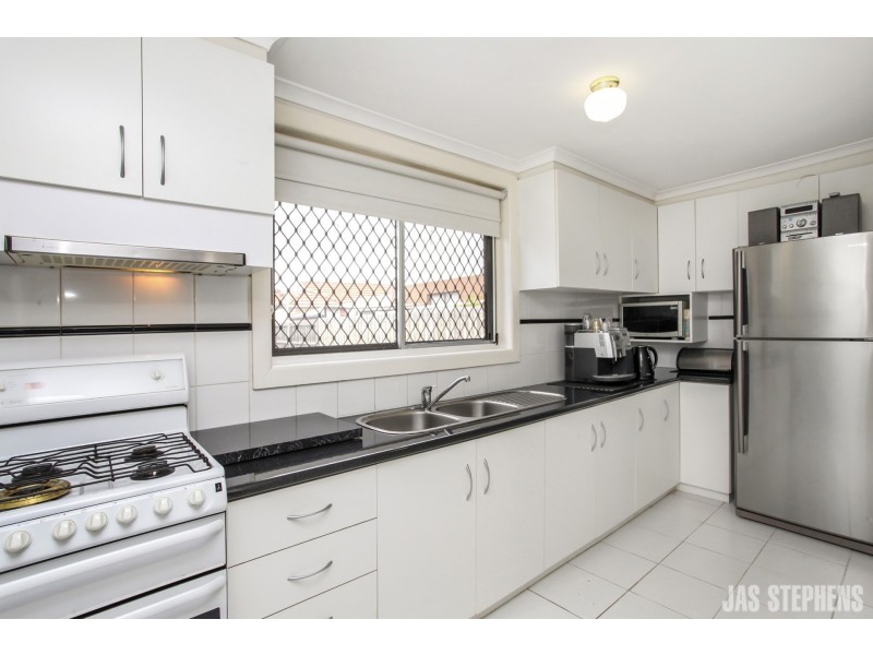 34 Collenso Street, Sunshine West VIC 3020