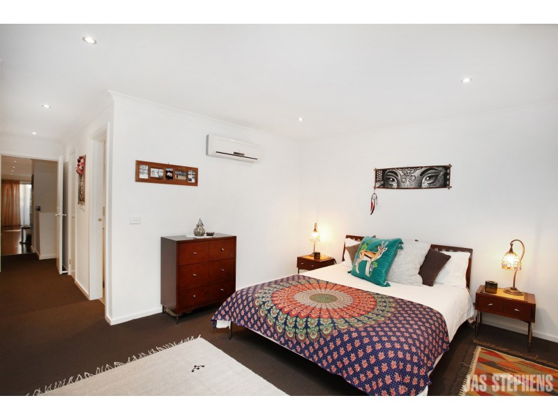 2/28 Thomson Street, Maidstone VIC 3012