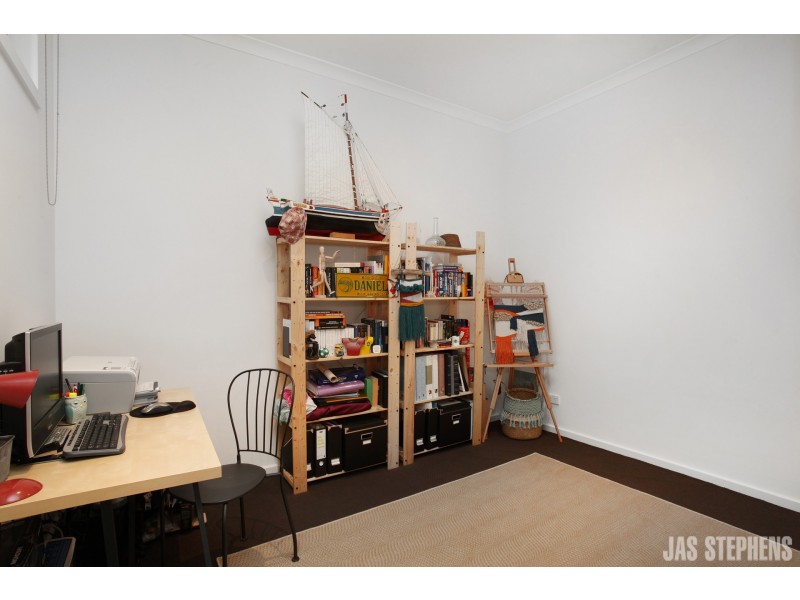 2/28 Thomson Street, Maidstone VIC 3012