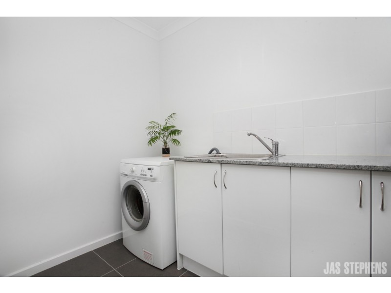 2/28 Thomson Street, Maidstone VIC 3012